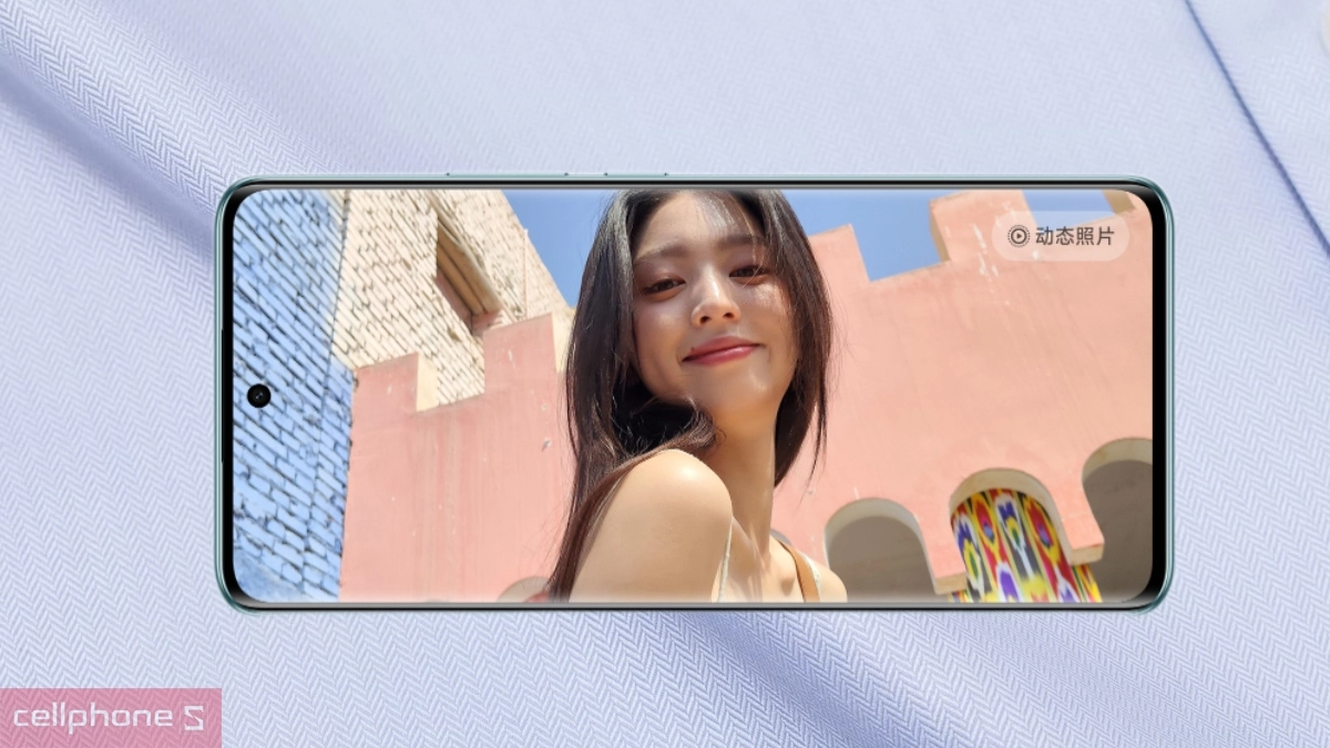 Màn hình AMOLED 6.77 inch