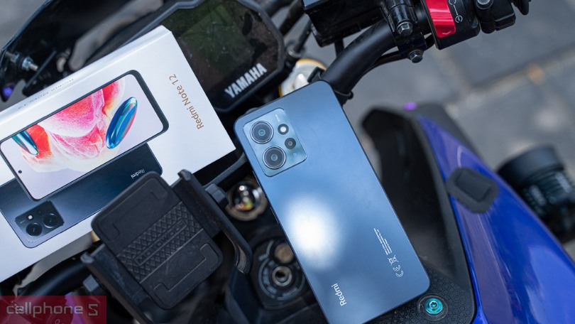 Thiết kế Xiaomi Redmi Note 12 tinh tế và bắt mắt