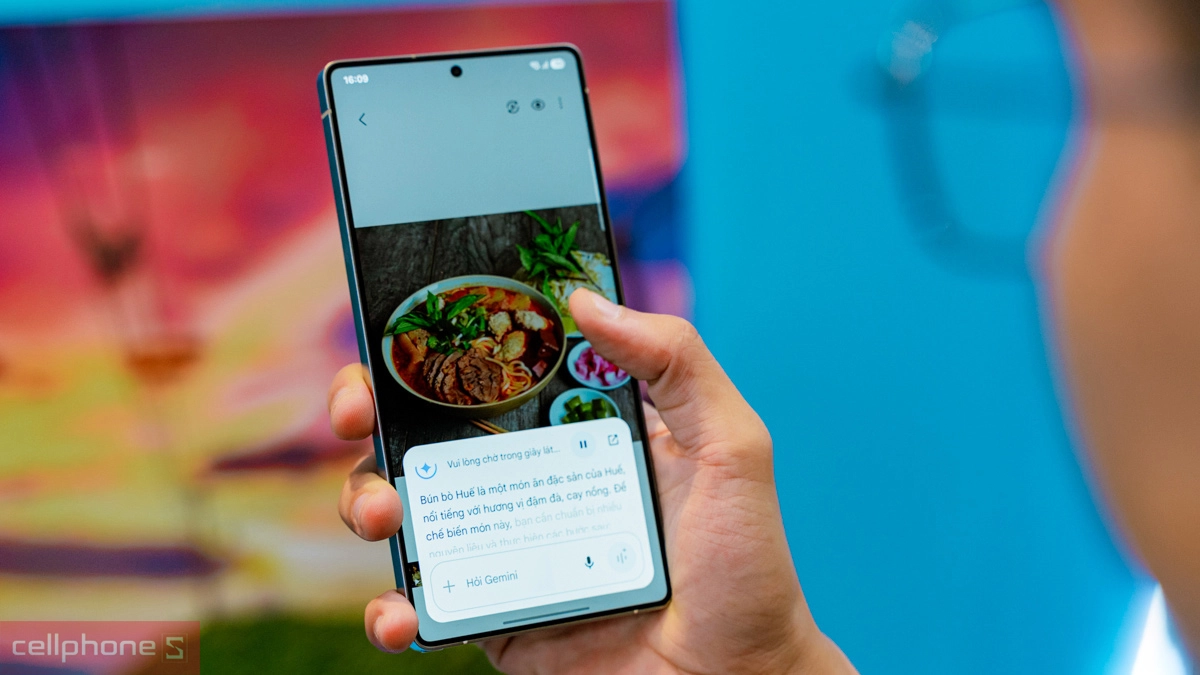 Tìm kiếm thông minh và Trợ lý cá nhân thế hệ mới