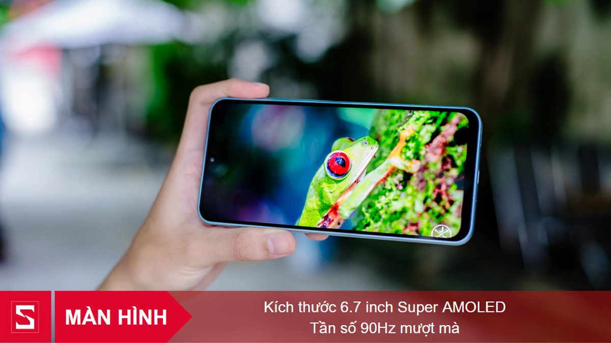 Màn hình Super AMOLED 6,7 inch, tần số quét 90Hz