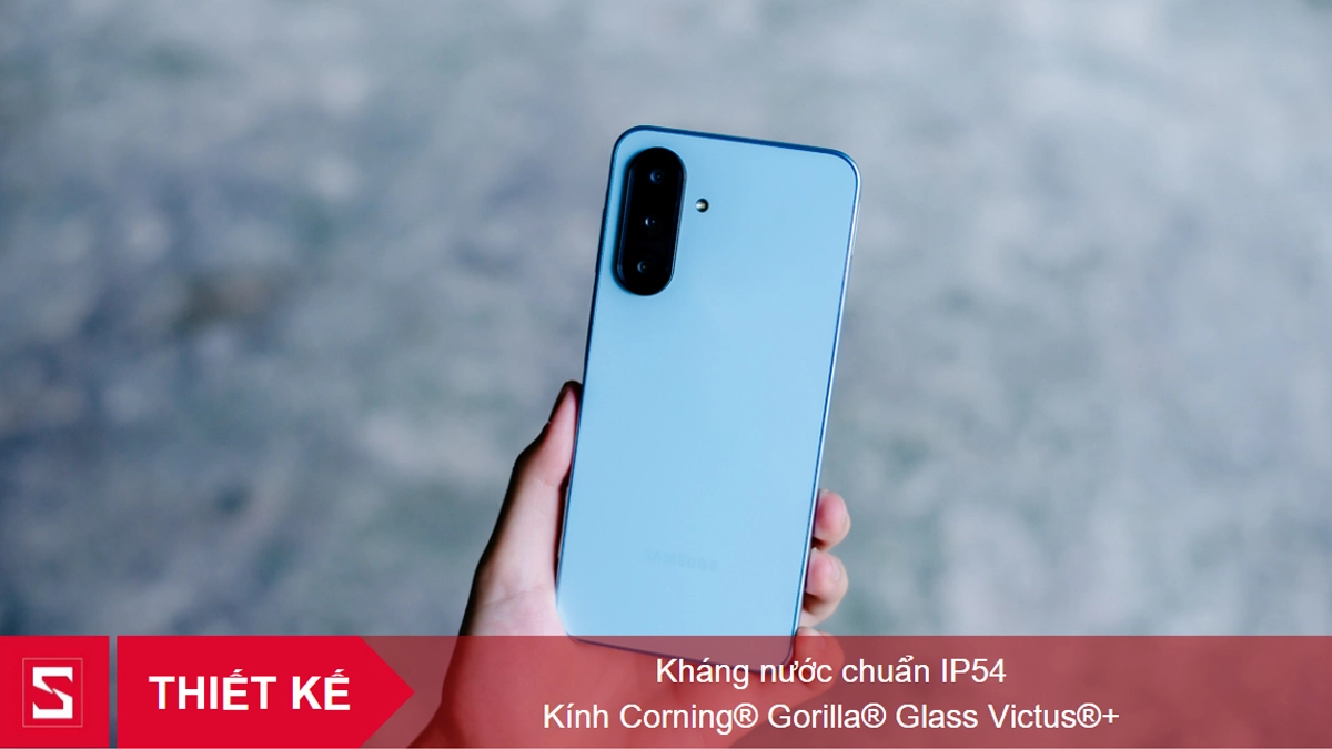 Kháng nước IP54, bền bỉ với kính Corning® Gorilla® Glass Victus®+