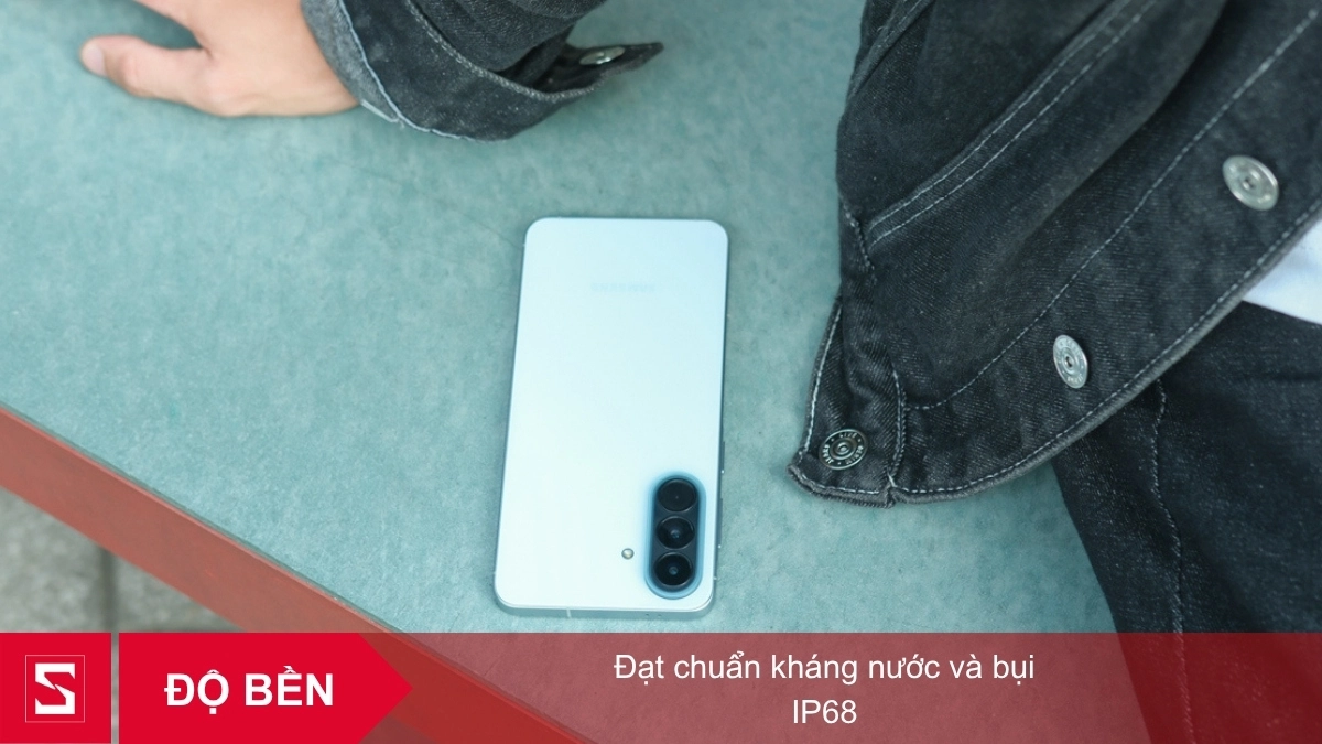 Khả năng kháng nước của điện thoại Samsung Galaxy A57