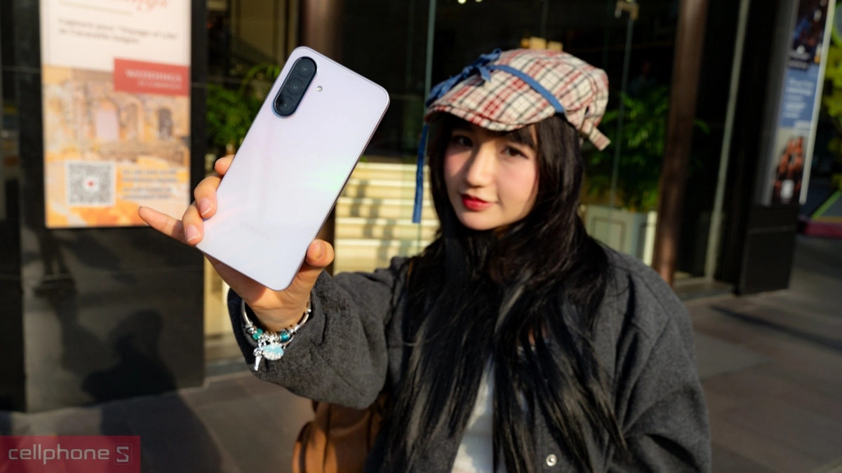 Samsung Galaxy A36 5G sở hữu thiết kế hiện đại cùng camera chất lượng cao