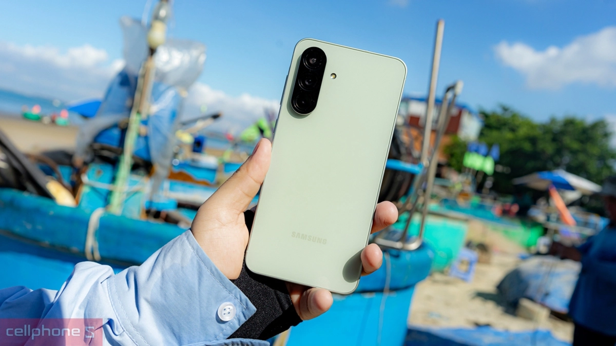 Samsung Galaxy A56 sở hữu hệ thống camera 50MP chụp ảnh sắc nét