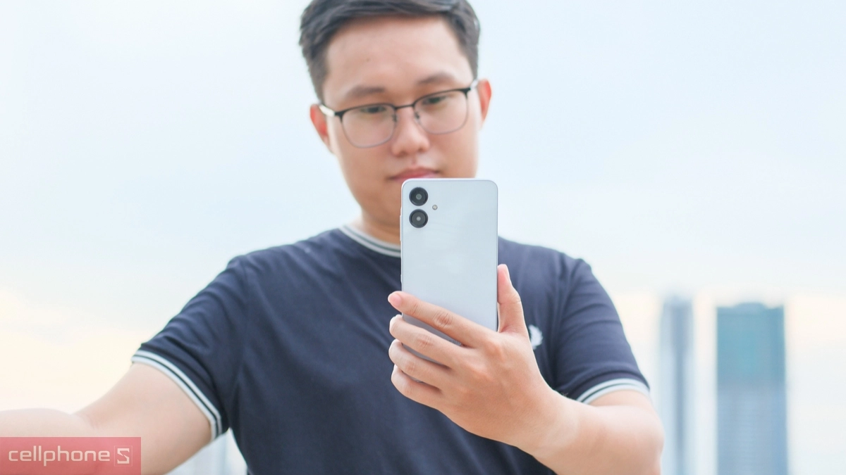 Theo dõi sức khoẻ với Samsung Health