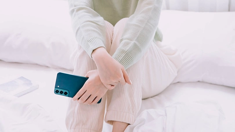 Pin Li-Polymer 6000mAh, hỗ trợ sạc nhanh