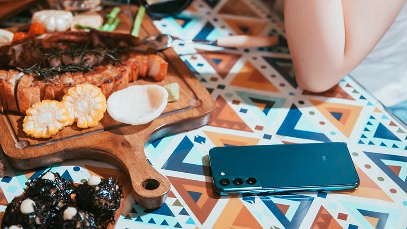 CPU Exynos 990 8 nhân Ram 12GB, hệ điều hành Android 11 thân thiện