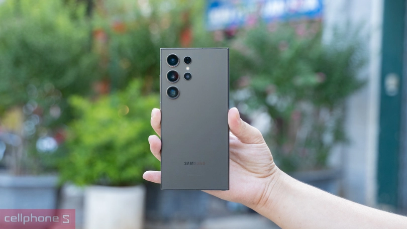 Thiết kế khung viền Samsung S24 Ultra chắc chắn