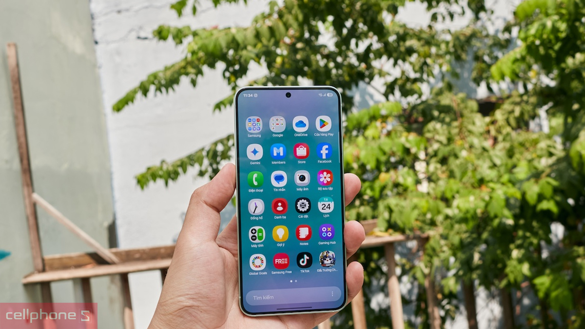 Trải nghiệm màn hình Samsung Galaxy S25