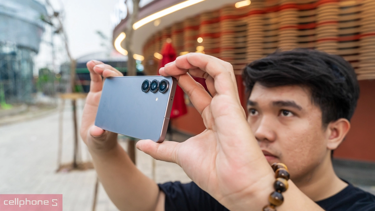 Samsung Galaxy S25 Plus