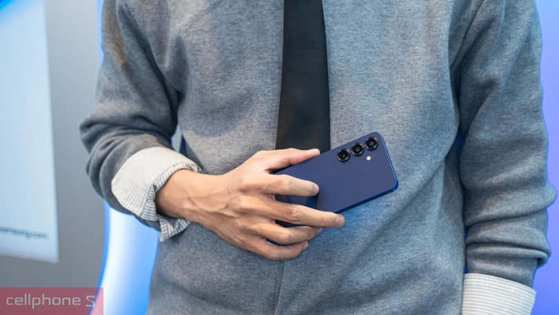 S25 mới test game ổn không?