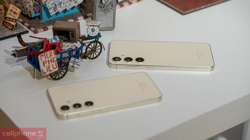 Series Galaxy S24 có mấy phiên bản?