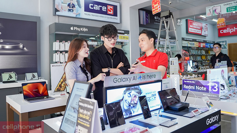 Trên tay - trải nghiệm trực tiếp Samsung Galaxy S24 tại CellphoneS