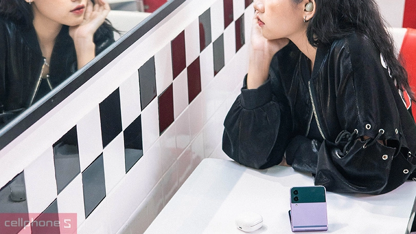 Samsung Galaxy Z Flip3 5G