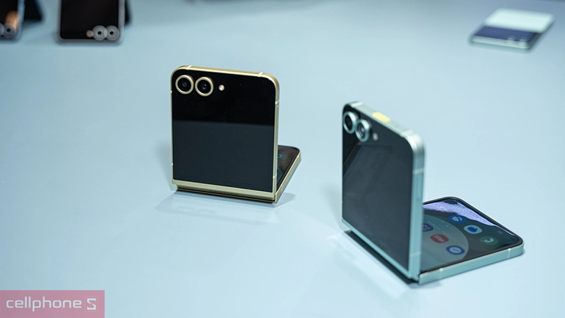 Samsung Galaxy Z Flip 6 12GB 512GB giá bao nhiêu?