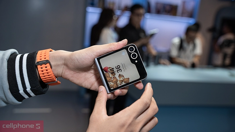 Samsung Galaxy Z6 Series có gì mới?