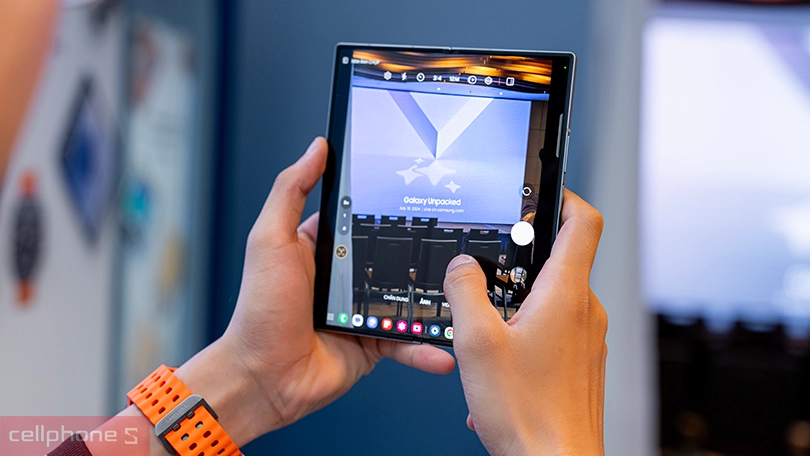 Vì sao nên chọn mua điện thoại Samsung Galaxy Z6 Series?