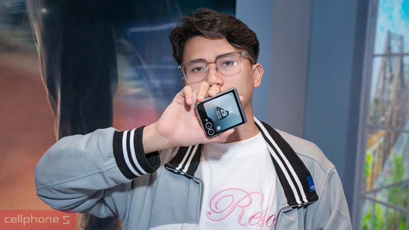 Đánh giá Samsung Z Flip 6 chính hãng camera, chip máy