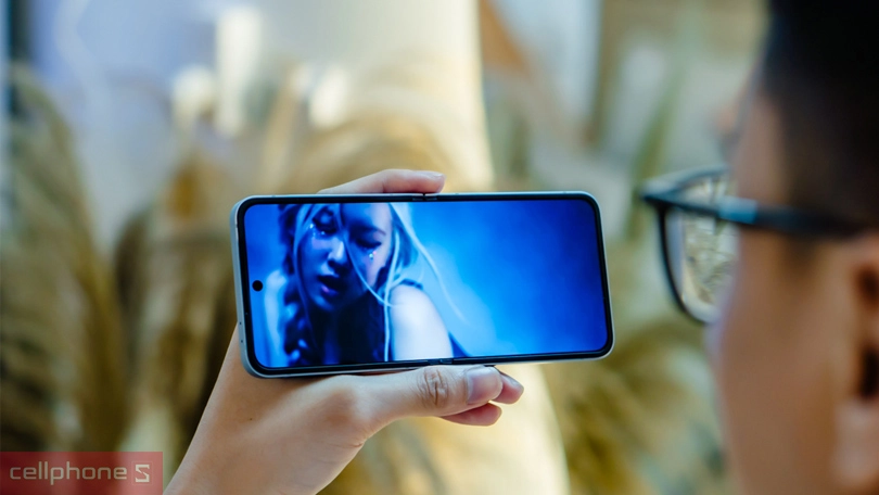 Đánh giá Samsung Z Flip 6 chính hãng camera, chip máy