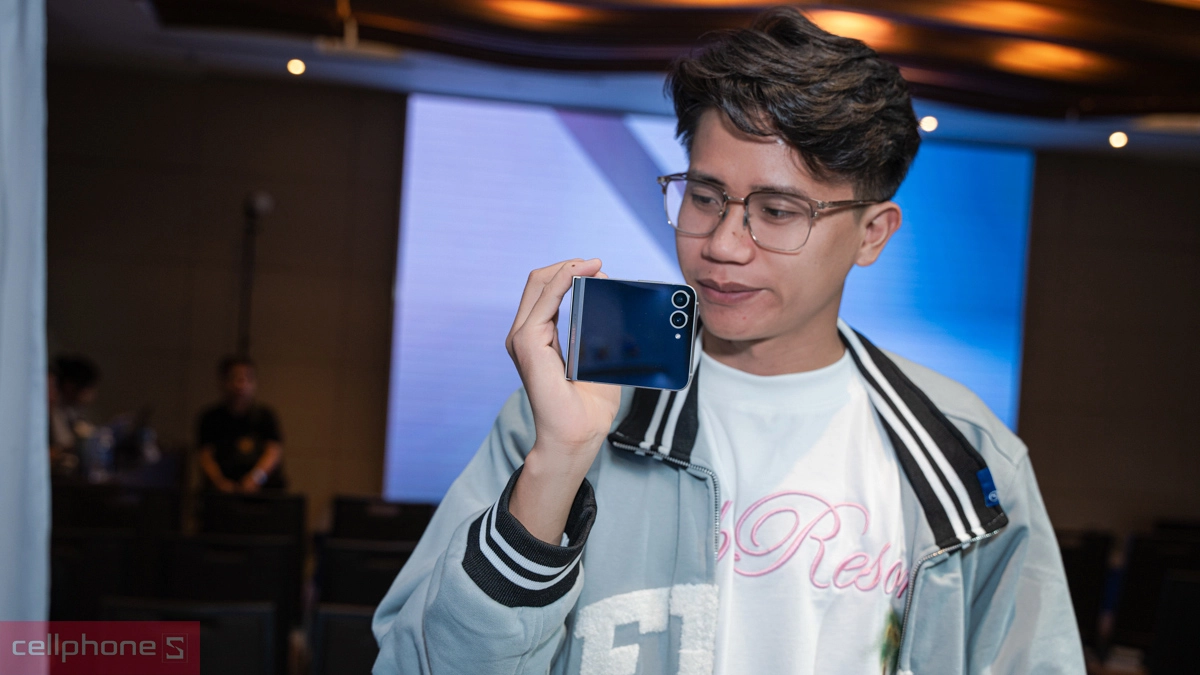 Camera cải tiến, tích hợp AI