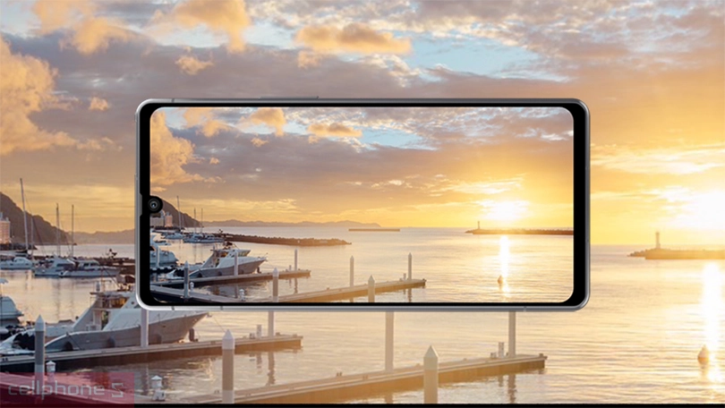 Màn hình Sharp Aquos R8