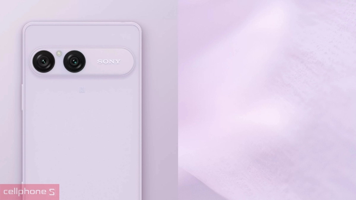 Sony Xperia 10 VIII trong hộp cùng sách hướng dẫn và khay SIM