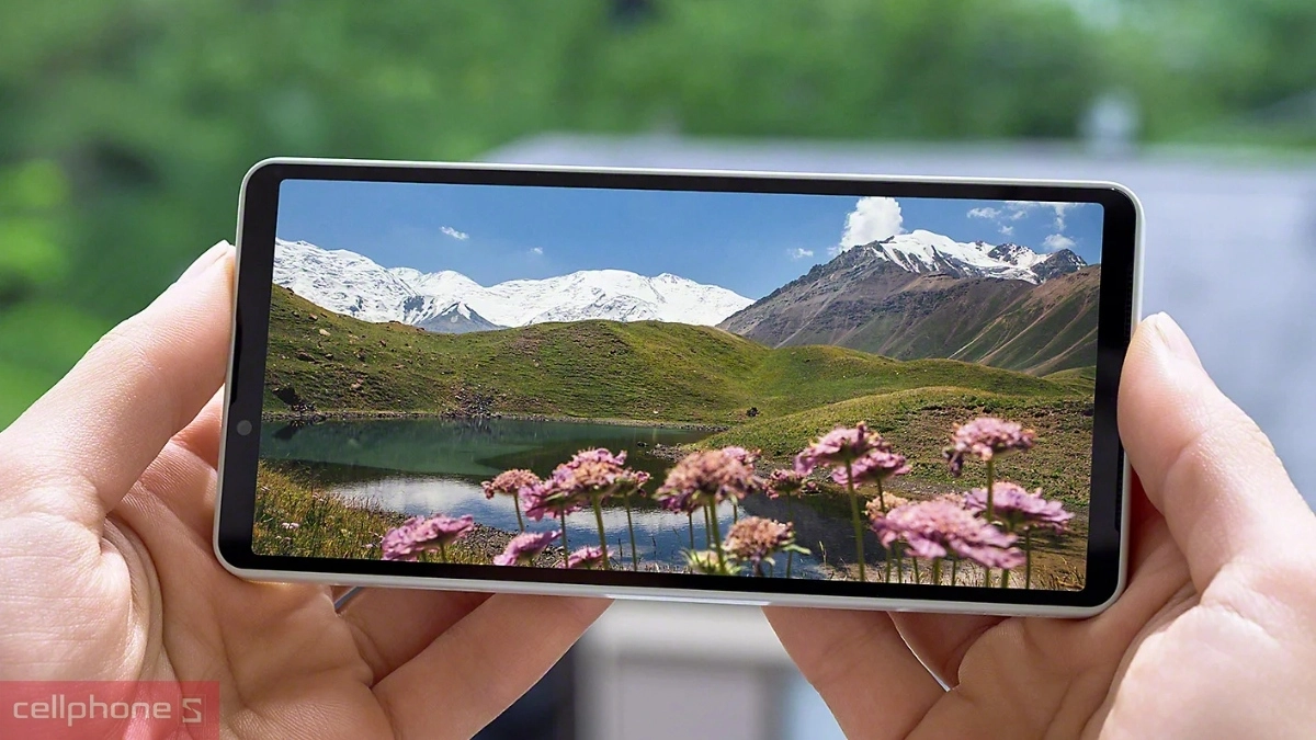 Sony Xperia 10 VIII sử dụng màn hình OLED 6.1 inch 120Hz