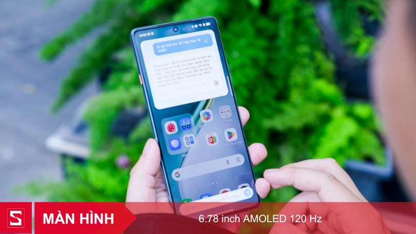 màn hình AMOLED 6.78 inch