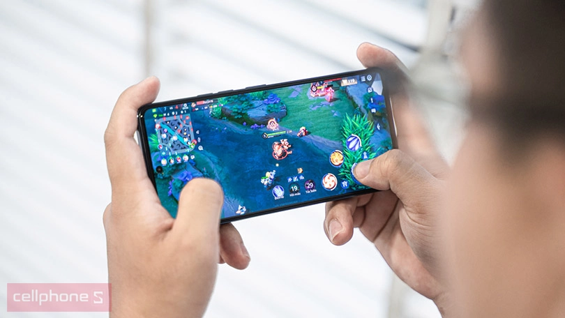 Tecno Camon 20 Pro - Thiết kế đầy sáng tạo, chụp hình chuyên nghiệp