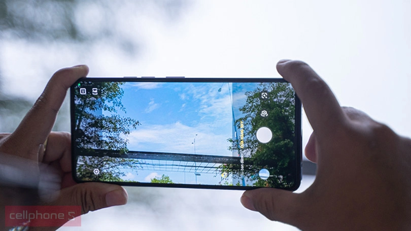 Tecno Camon 20 Pro - Thiết kế đầy sáng tạo, chụp hình chuyên nghiệp
