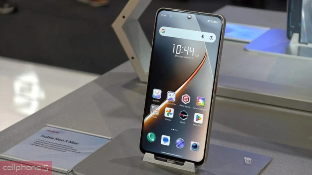 Trang bị ống kính tele và zoom quang học 3x chuyên nghiệp