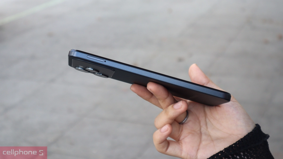 Điện thoại TECNO Spark 50 sở hữu thân máy mỏng