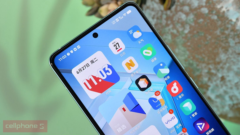 Vivo iQOO 11s - Hiệu năng mạnh mẽ với con chip Snapdragon hàng đầu