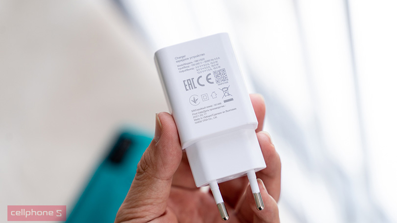 Viên pin 5.000 mAh cho thời lượng thoải mái