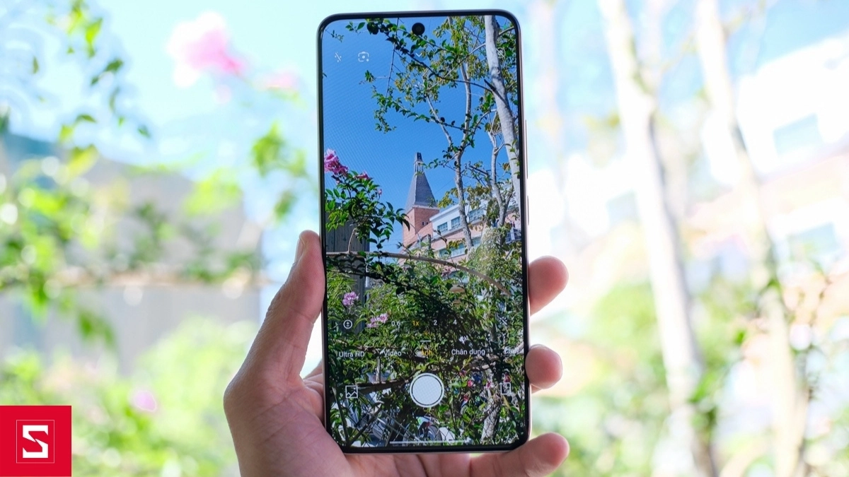 Note 15 Pro 5G được trang bị CAMERA chính 200MP