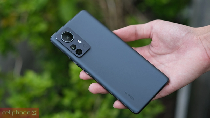 Điện thoại Xiaomi 12s Pro - Nhiều nâng cấp phần cứng đáng chú ý