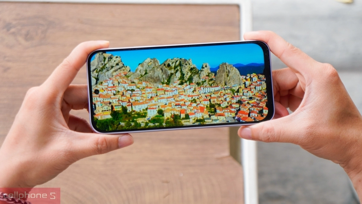 So sánh điện thoại Xiaomi Redmi 17 với Xiaomi Redmi 15 5G 8GB 256GB
