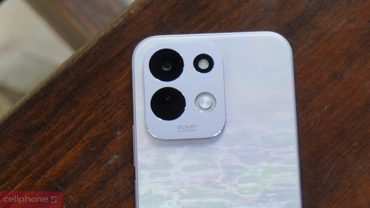 Xiaomi Redmi 17 tích hợp HyperOS, NFC và chuẩn kháng bụi nước IP64