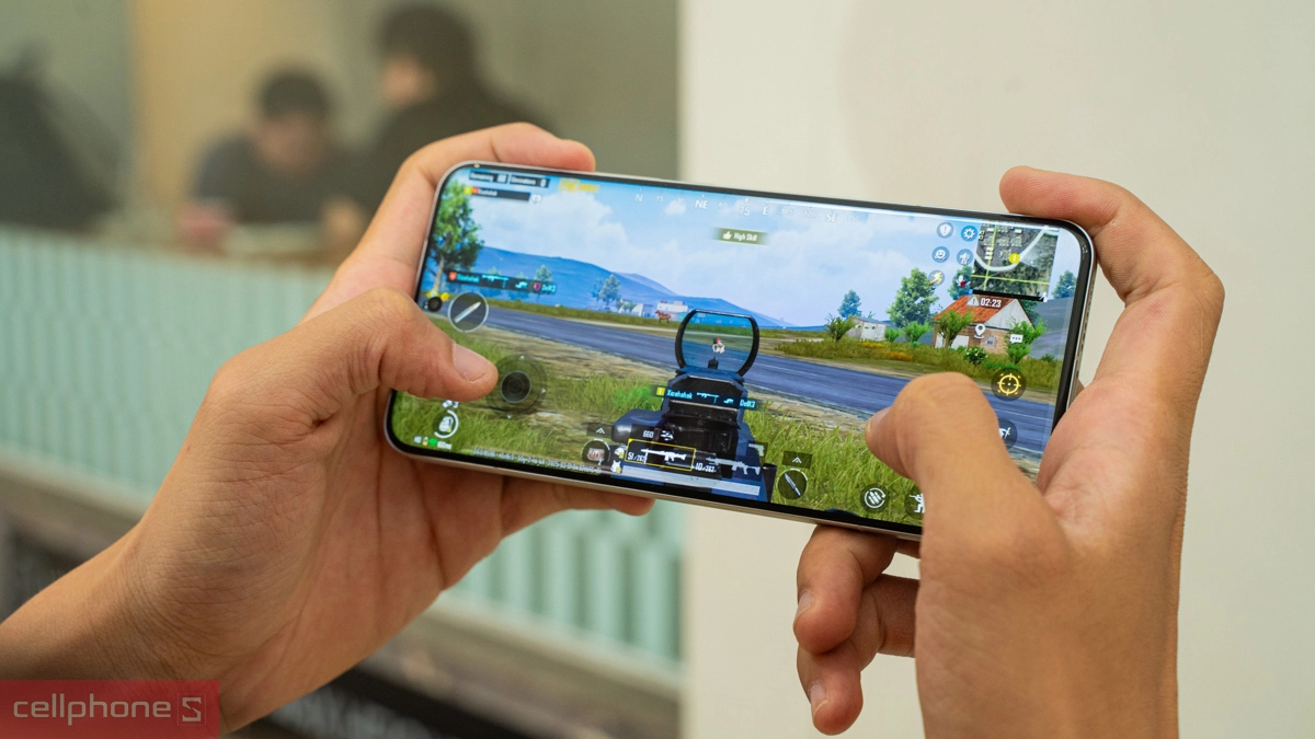 Xiaomi 15 Ultra trang bị màn hình siêu thông minh