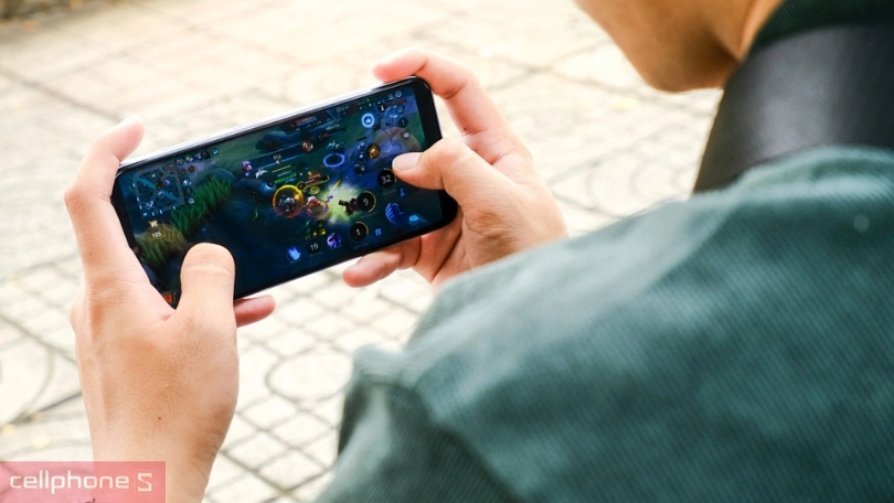 Hiệu suất ZTE Blade V50 Design