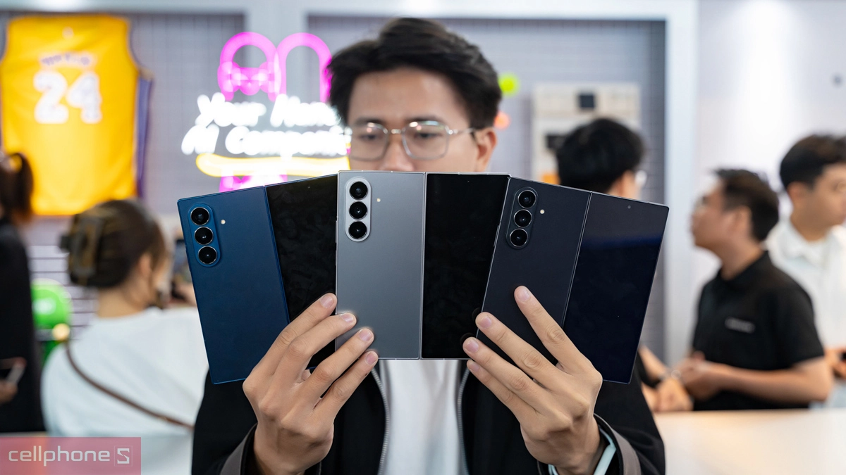 Sự kiện Galaxy Unpacked 2026 dự kiến ra mắt điện thoại Samsung Galaxy gập mới tại London