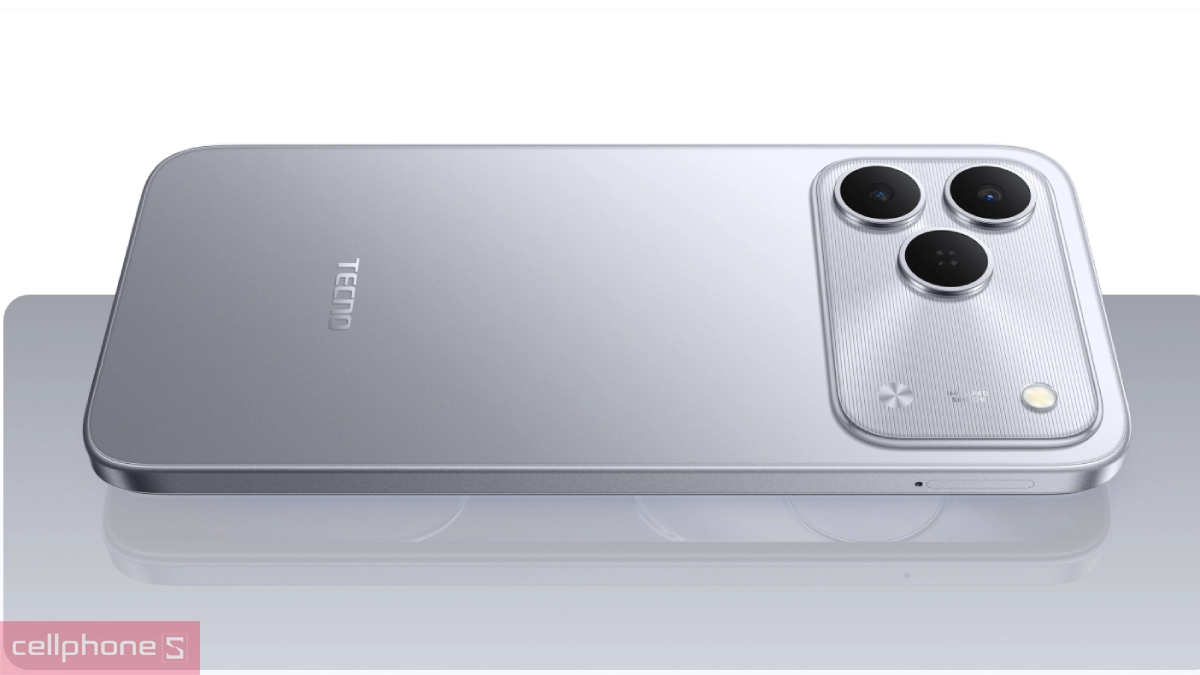 TECNO Spark 50 sở hữu thiết kế POP phẳng cùng khung viền vuông vức