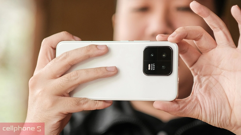 Xiaomi 13 cũ đẹp 