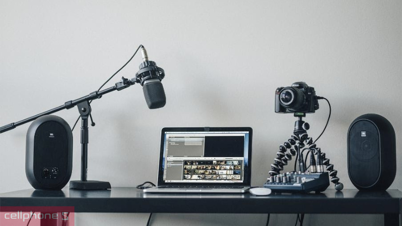 Phụ kiện, thiết bị phòng thu âm là gì?