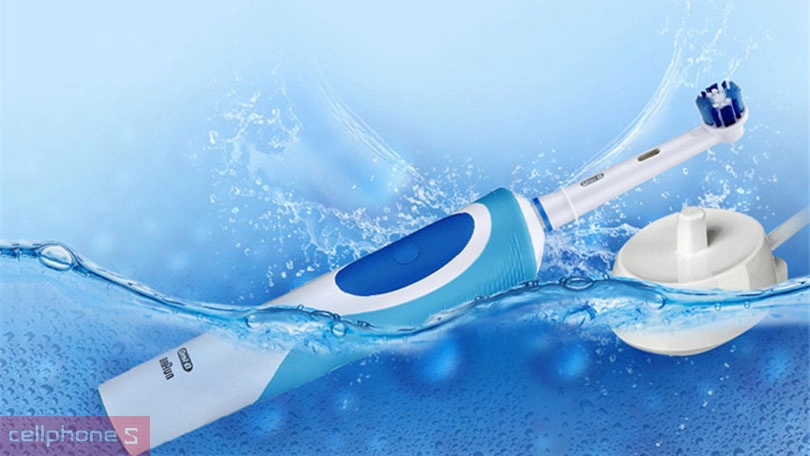 Vì sao nên mua bàn chải điện Oral-B Vitality Crossaction Blue D12.513