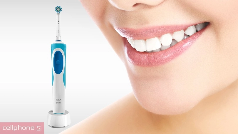 Bàn chải điện Oral-B Vitality CrossAction D12.513 – Hiệu quả vượt trội cho răng miệng khỏe mạnh