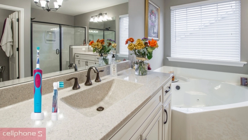 Bàn chải điện Oral B Vitality D12 Disney Frozen - Bảo vệ răng miệng cho bé yêu