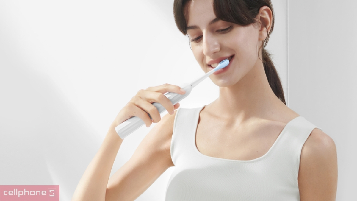 Tích hợp bộ cảm biến, hẹn giờ thông minh