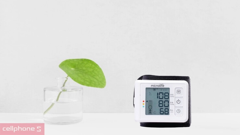 Máy đo huyết áp cổ tay Microlife W70