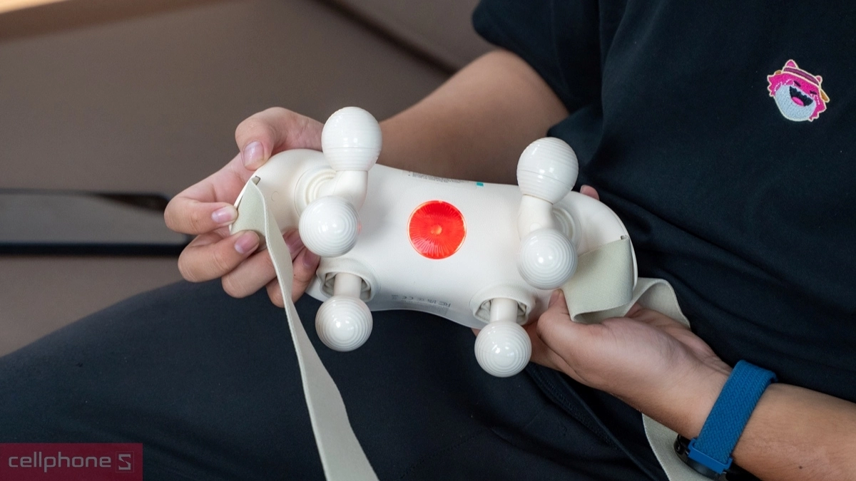 Máy massage cổ vai gáy SKG HS500-2 - Thư giãn sâu, xoa dịu mọi căng thẳng